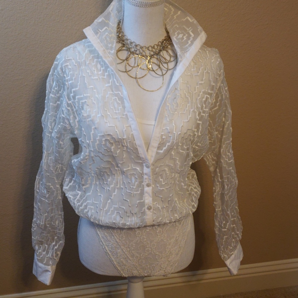 Cache blouse bodysuit